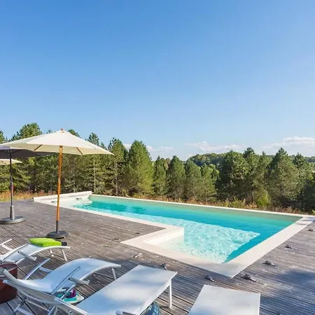 Sleeps 12 Pool Wifi