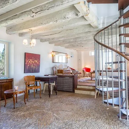 Sleeps 12 Pool Wifi *